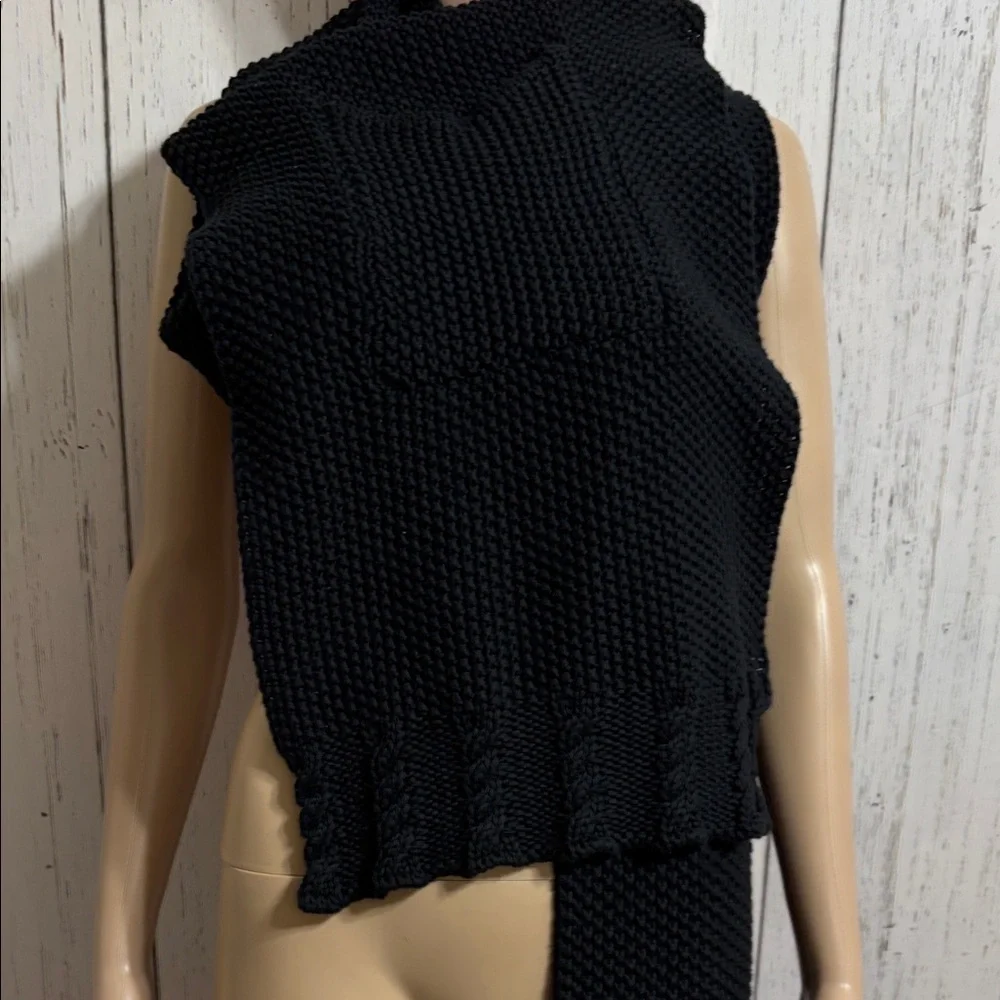 Organic OS Black Knit Scarf With Pockets 14 in wide 8 feet long